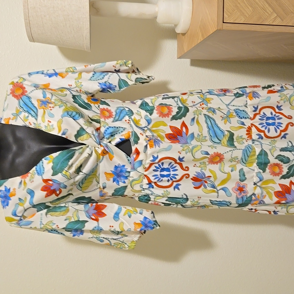 💥NEW Sunday Up Lantern Sleeve Floral Print - Picture 2 of 6